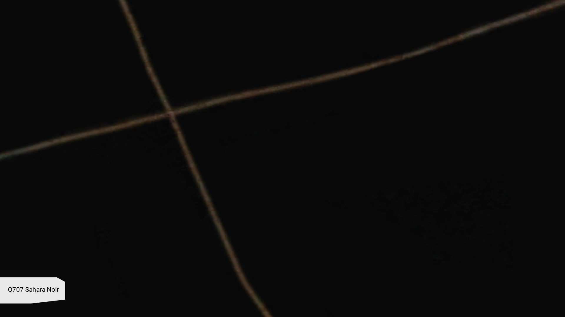 Q707 Sahara Noir